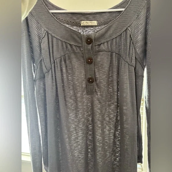 We The Free Light Weight Long Sleeve Waffle Knit Tunic Top Like New Medium - Picture 8 of 9